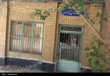 در رویای گنج؛ جزئیات جدید از حفاری شبانه در امامزاده عبدالله (ع)‌