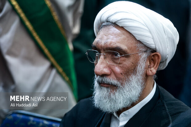 روسای دو قوه در مراسم بزرگداشت شهدای قرارگاه خاتم الانبیاء / وزیر اطلاعات و فرمانده کل سپاه هم آمده بودند 15