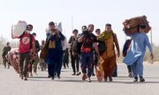 ببینید | ویدیوی دختر بلاگر افغانستانی از مسیر برگشتش از تهران به افغانستان