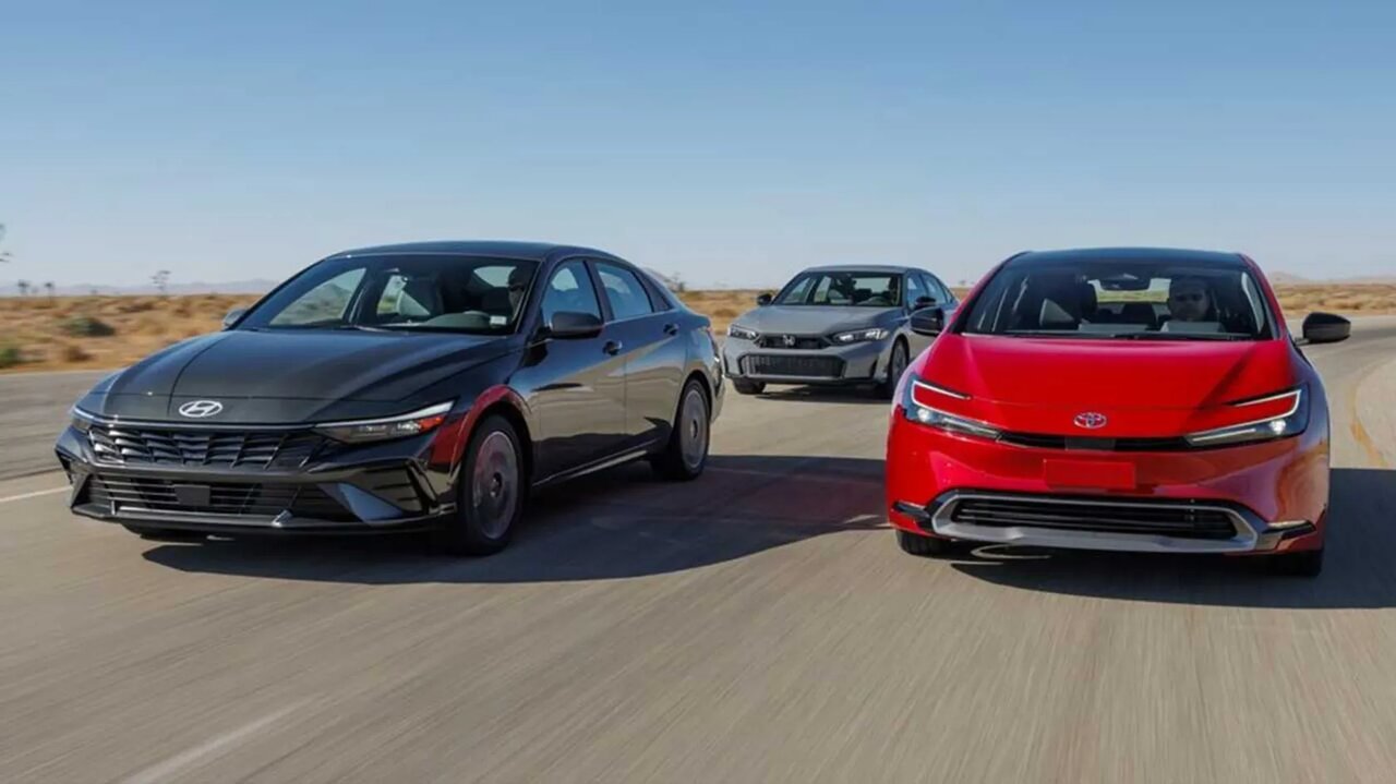 مزایا و معایب خودروهای بنزینی و هیبریدی