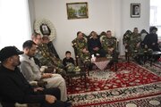 دیدار یک مقام بلندپایه ارتش با خانواده شهدای حمله اسرائیل در کرمانشاه