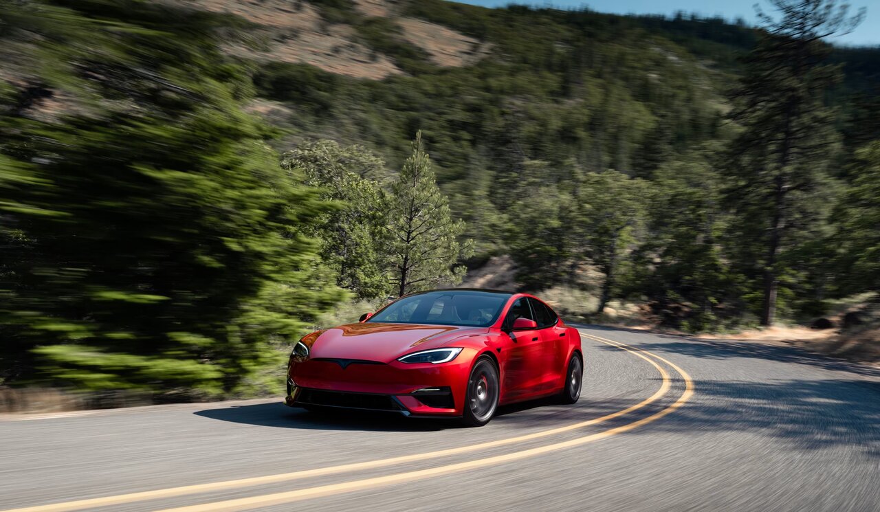 خودرویی که ایلان ماسک را به اوج شهرت و ثروت رساند