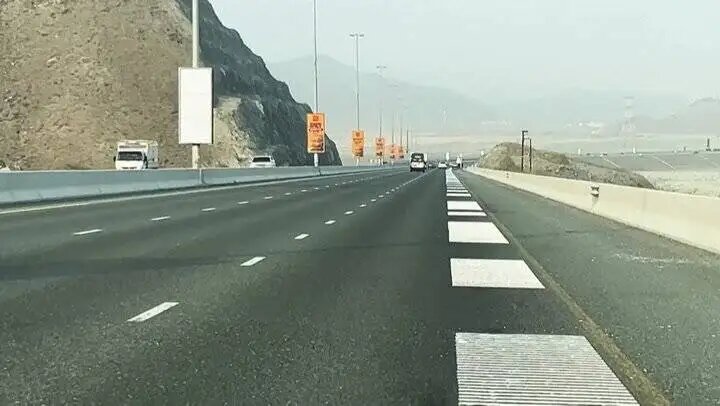 ببینید | جاده موزیکال امارات سمفونی نهم بتهوون پخش میکند