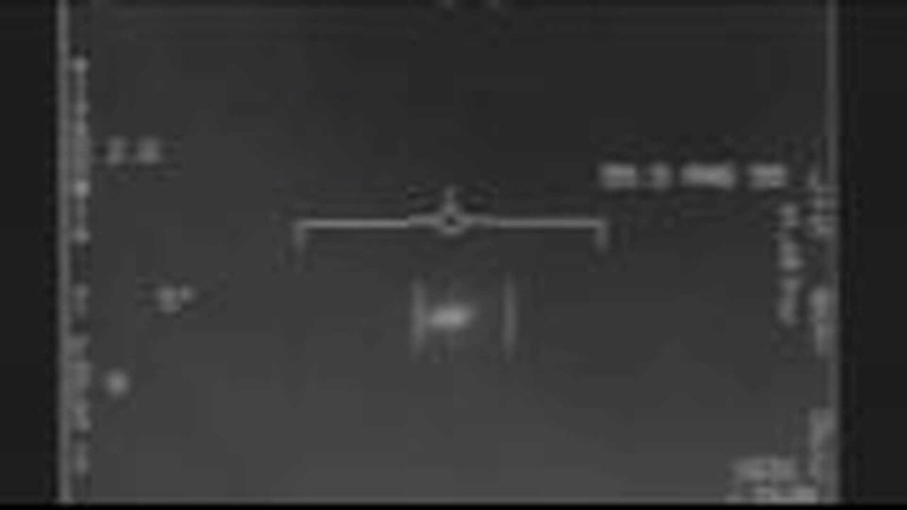 نگرانی در میان نهادهای اطلاعاتی آمریکا/ انتشار محرمانهترین تصویر یوفوها، آن هم در آسمان عراق/ عکس 1 نگرانی در میان نهادهای اطلاعاتی آمریکا/ انتشار محرمانهترین تصویر یوفوها، آن هم در آسمان عراق/ عکس