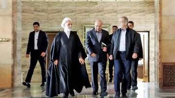 جزئیات جدید از حمله اسرائیل به جلسه شورای عالی امنیت ملی؛ جراحت پزشکیان / در طبقات زیرین یک ساختمان بود / مقامات از یک دریچه اضطراری خارج شدند