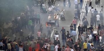 واقعه کوی دانشگاه، به شهادت یک روزنامه‌نگار حاضر در صحنه