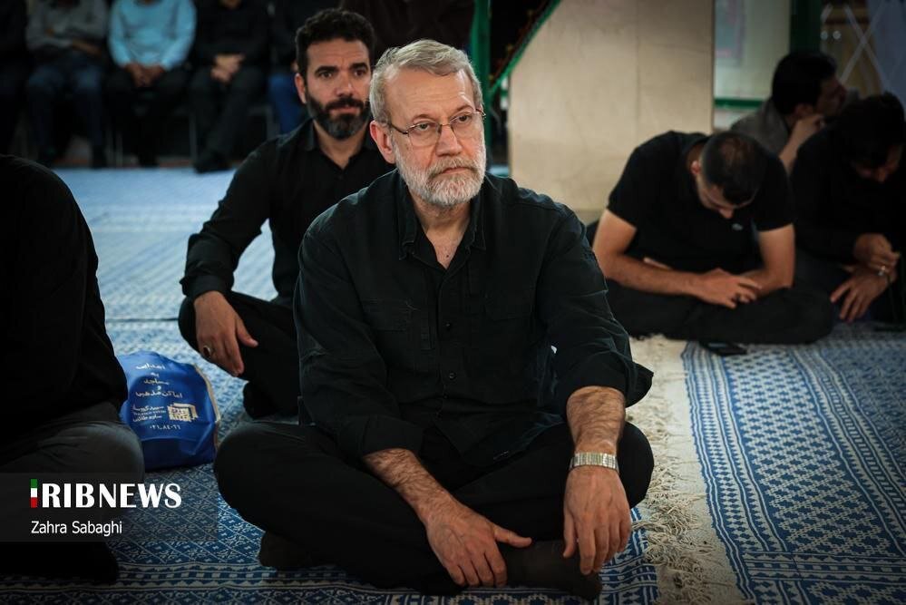 حضور علی لاریجانی و زینب سلیمانی مراسم بزرگداشت شهدای نیروی قدس سپاه 4
