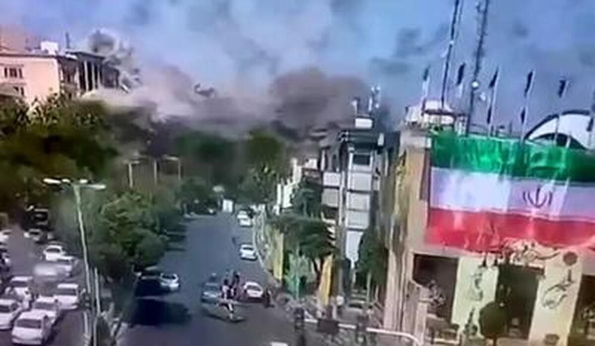 فیلم پرواز خودروها پشت چراغ قرمز چهارراه قدس حقیقی بود؟