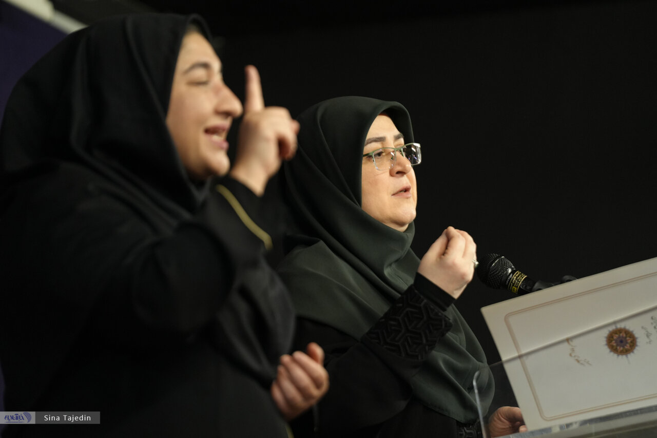 گزارش تصویری / نشست خبری سخنگوی دولت در روزنامه ایران 20