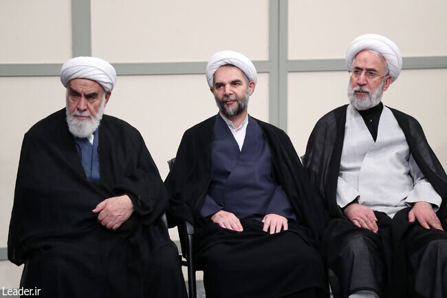 تصاویری از دیدار مسئولان قوه قضاییه با رهبر انقلاب/ کاظم صدیقی هم در این دیدار حضور داشت