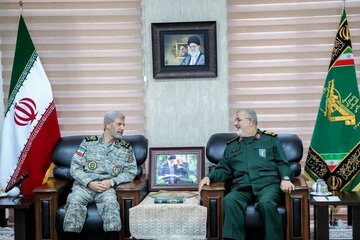 جزئیات مهم از دیدار فرماندهان کل ارتش و سپاه / برای تکرار ضربه به دشمن در آمادگی کامل هستیم
