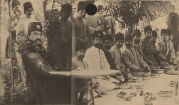 خاطرات ناصرالدین‌شاه: عکاس‌باشی بز قورمه پخته بود، نسخه پختش را گرفتم