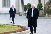 ببینید | ظریف افشا کرد؛ جمله «امضای کری تضمین است» را چه کسی گفته بود؟