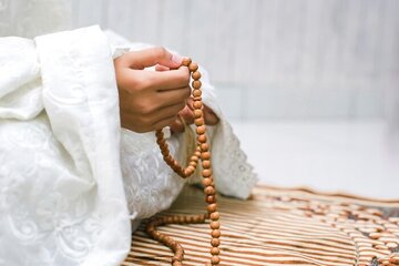 ذکری برای رهایی از سنگینی بار گناهان کبیره!