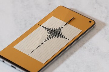 شناسایی ۳۱۲ زلزله در ماه/ گوگل میلیونها گوشی اندرویدی را مجهز به «سنسور زلزله» کرد!