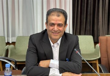 رهنما: من مرد میدانم / درباره افراد مبنای ما عملکرد است