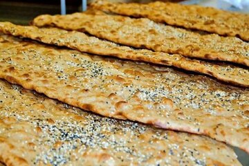 تصمیمی برای حفظ نانواییها یا فشار تازه بر سفره مردم؟ تصمیمی برای حفظ نانواییها یا فشار تازه بر سفره مردم؟