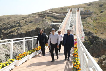 افزایش تاسیسات گردشگری زمینهساز رونق صنعت توریسم در اردبیل است افزایش تاسیسات گردشگری زمینهساز رونق صنعت توریسم در اردبیل است