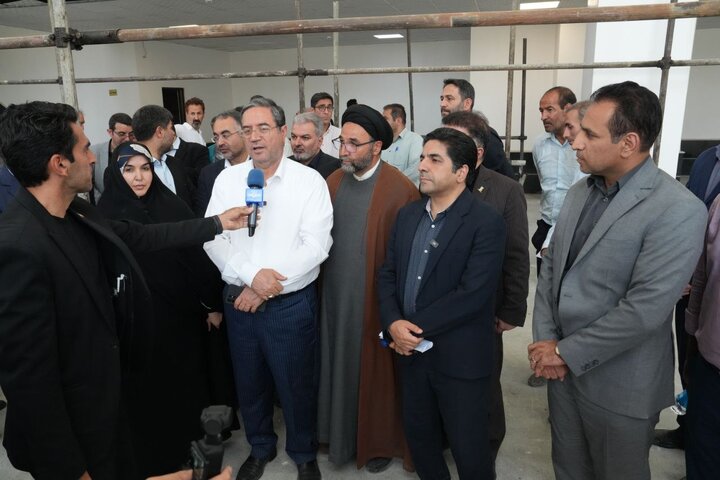 ورزشگاه پانزده هزار نفری ارومیه