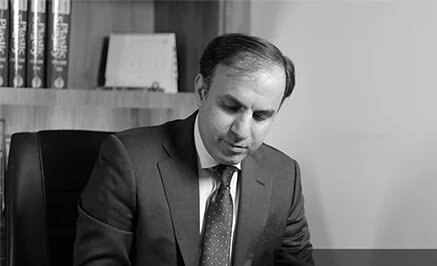 مصوبه‌ای که جنجالی شد، تیغ جراحی زیبایی به‌دست چه‌کسانی سپرده می‌شود؟/ زیباجویان فریب عناوین فریبنده را نخورند