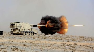 توپخانه پیشرفته جدید چین در میدان دیده شد توپخانه پیشرفته جدید چین در میدان دیده شد