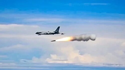 موشک جدید برای شکار  «اف ۲۲» و بمبافکن «B-۲۱» از ۱۰۰۰ کیلومتری!