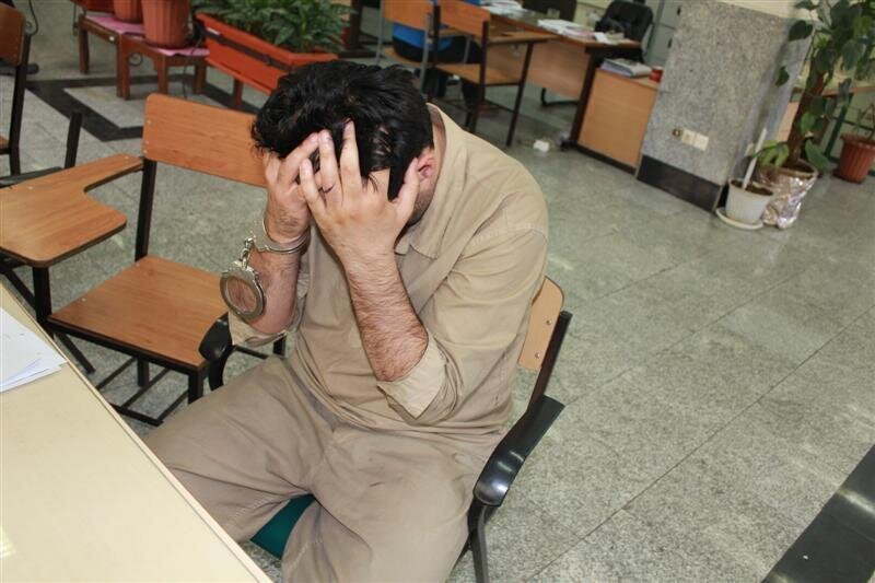 قاتل با جا ماندن آینه بغل در صحنه تصادف لو رفت
