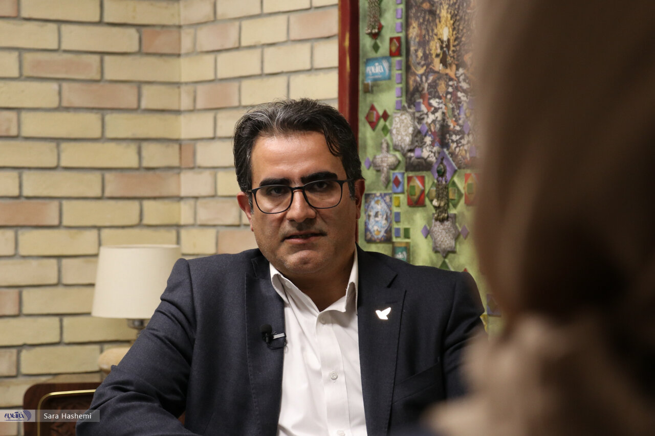 تحریم مانع راه‌اندازی تجارت الکترونیک در بخش پست شد/ احمدی: قبل از سرشماری ۱۴۰۵ پروژه جی‌نف پیاده‌سازی می‌شود