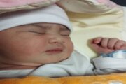 تولد نوزاد دختر با بیش از ۵ کیلوگرم وزن