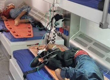 آخرین وضعیت مصدومان حادثه واژگونی اتوبوس در محور فیروزآباد کوار
