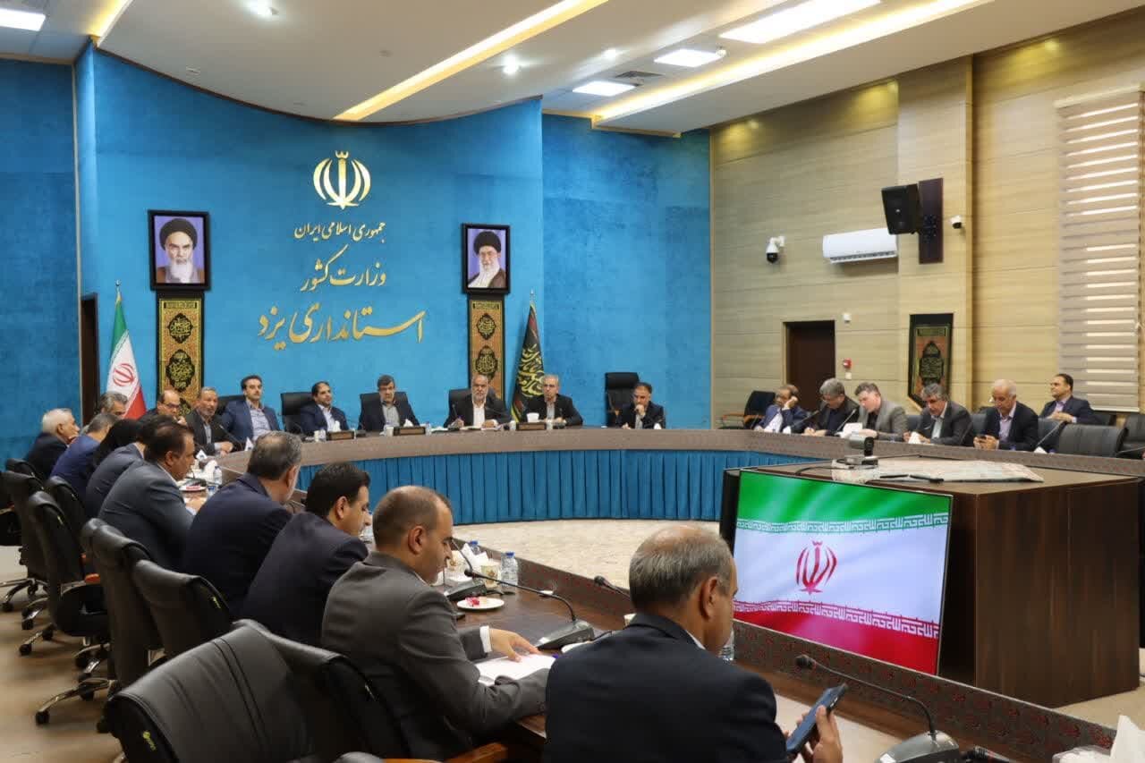 برگزاری کارگروه توسعه شهرستان مهریز برگزاری کارگروه توسعه شهرستان مهریز