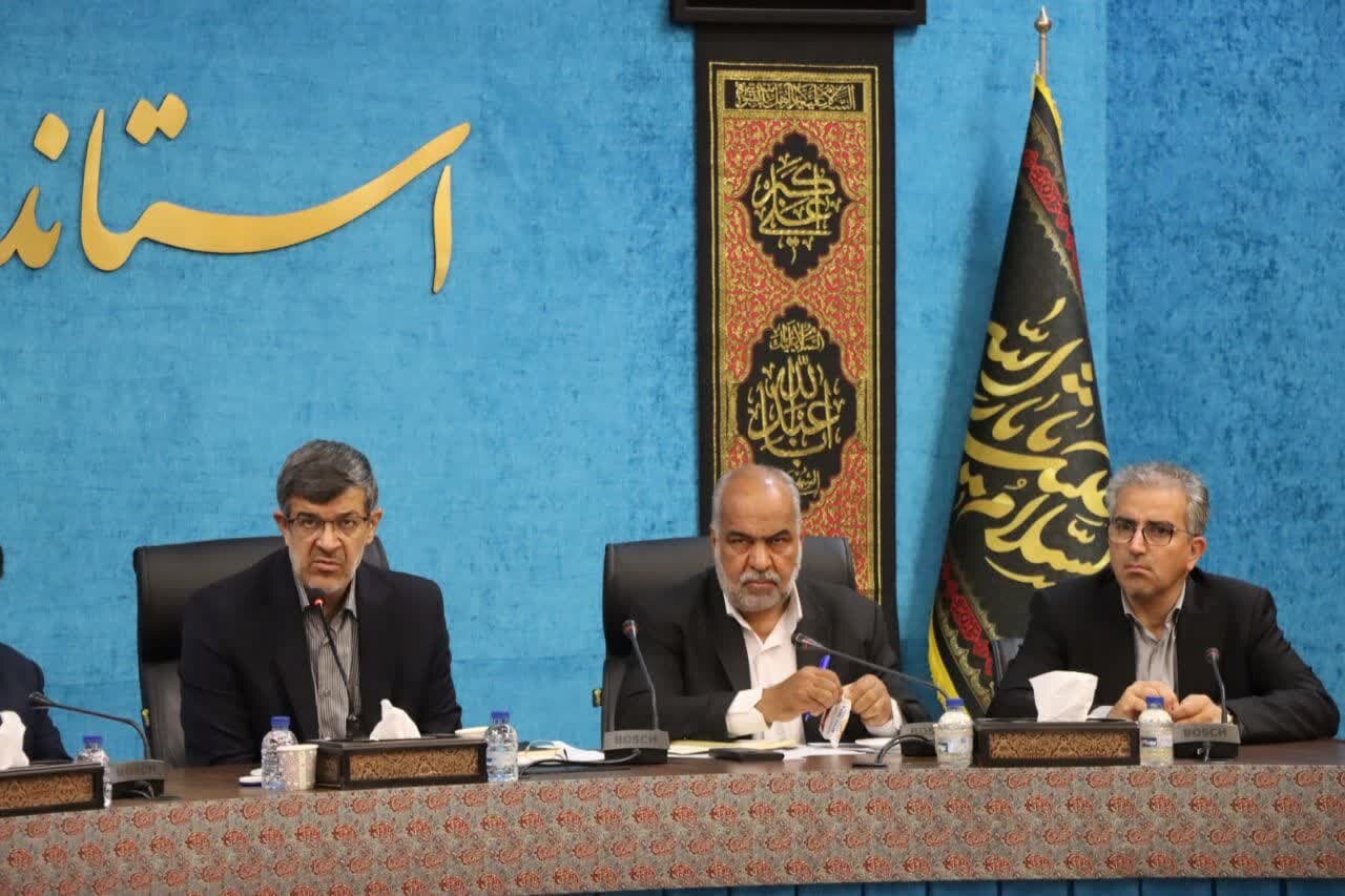 برگزاری کارگروه توسعه شهرستان مهریز برگزاری کارگروه توسعه شهرستان مهریز