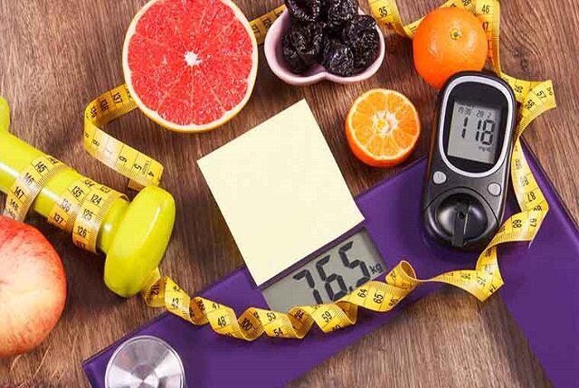 موز یا خرما؛ کدام یک برای قلب و کنترل قند خون شما بهتر است؟