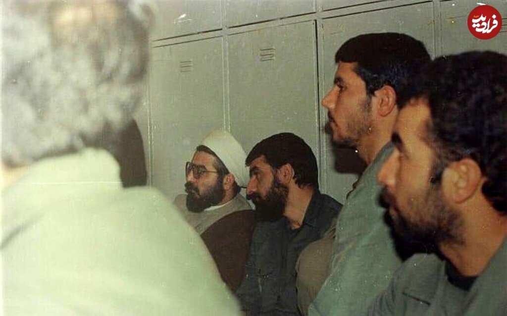 عکس/ حسن روحانی و محسن رضایی در یک جلسه محرمانه نظامی؛ دهه ۶۰