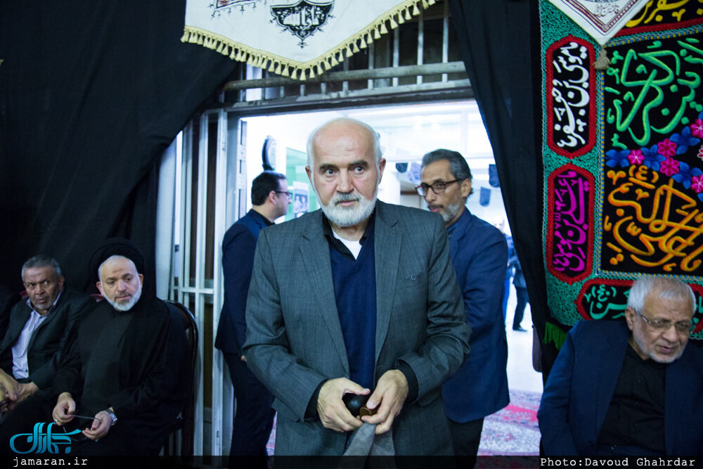 تصاویری کمتر دیدهشده از احمد توکلی / از گپ و گفت با نوه امام (ره) تا شانه به شانه عباس عبدی 13