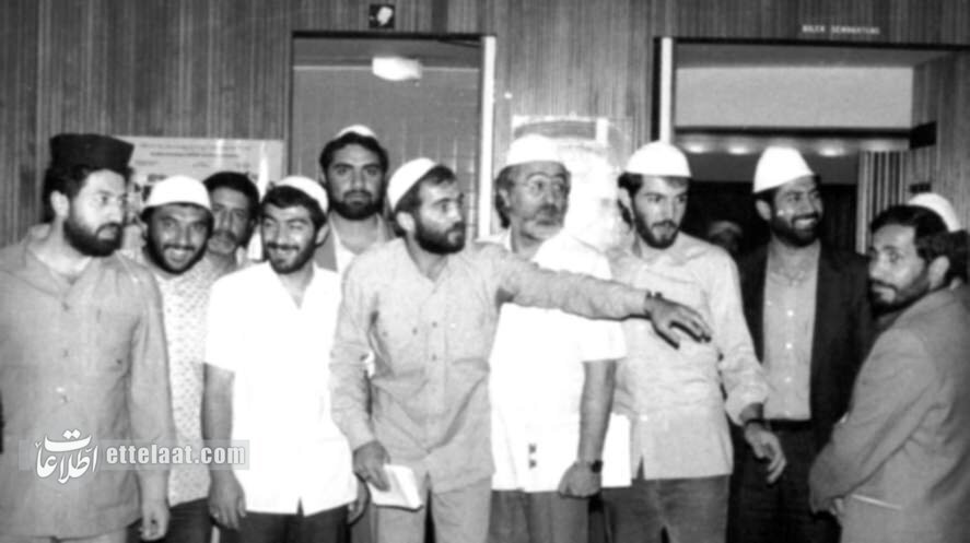 عکس‌های دیده‌نشده از احمد توکلی وقتی سخن‌گوی دولت و وزیر کار بود!
