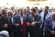 وزیر صمت، یک واحد صنعتی در ارومیه افتتاح کرد