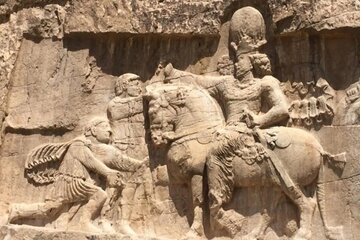 شاپور شاه ایران، اندیشمند، و معمار تمدن و آبادانی/ اسارت امپراتور روم و جبران شکست ایران از اسکندر / غرب چگونه روایت های شکستش را معکوس کرد شاپور شاه ایران، اندیشمند، و معمار تمدن و آبادانی/ اسارت امپراتور روم و جبران شکست ایران از اسکندر / غرب چگونه روایت های شکستش را معکوس کرد