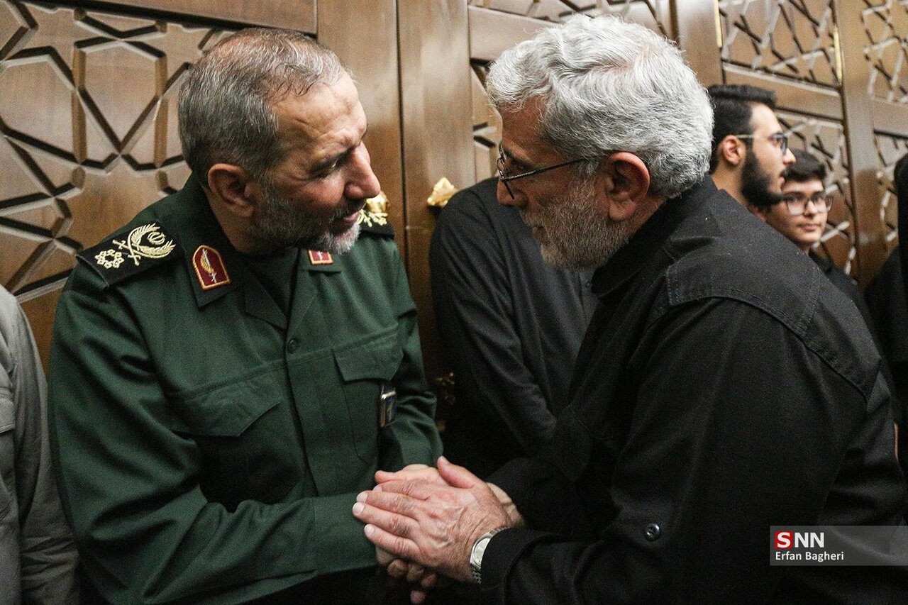 تصاویری از حضور سردار قاآنی در مراسم چهلم شهدای هوافضای سپاه