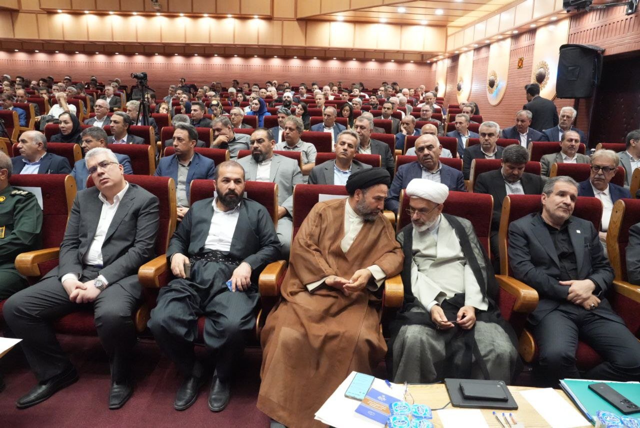 در دیدار وزیر صمت با فعالین اقتصادی استان آذربایجان‌غربی چه گذشت؟