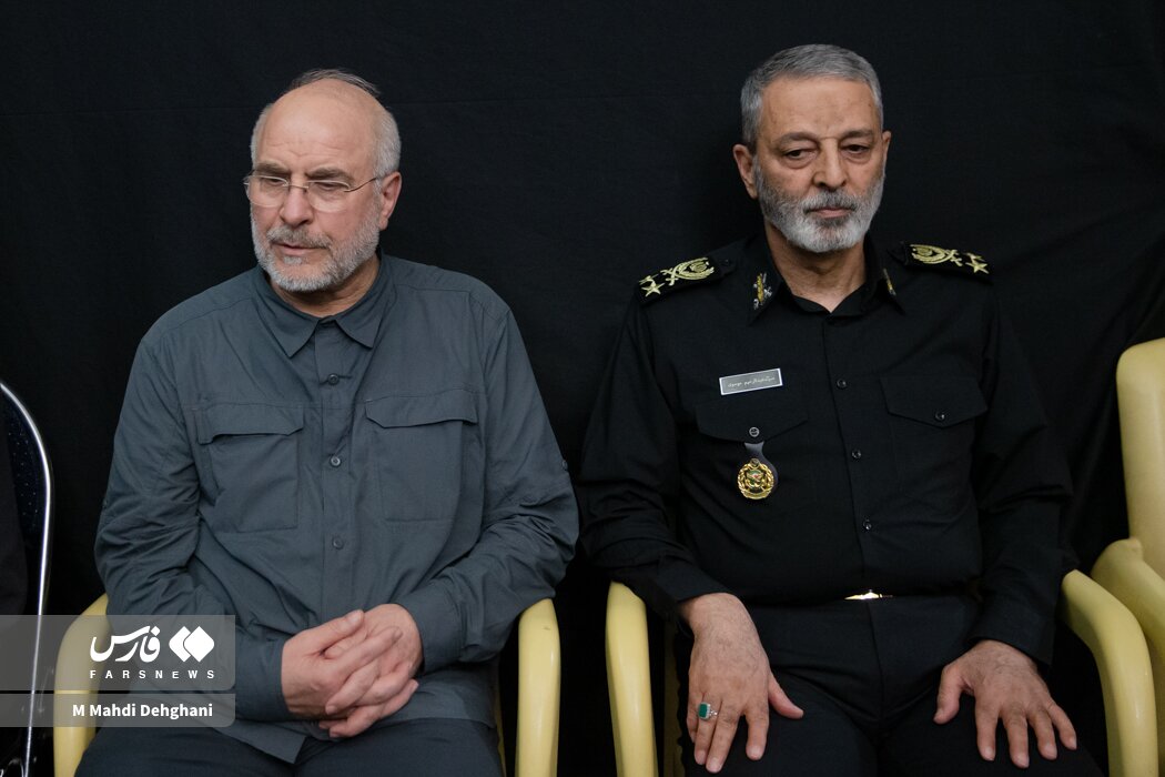 عکسهایی از مراسم چهلم شهید سردار باقری / خوش و بش عزیز جعفری و قاآنی / سردار نجات، حسین علایی و زاکانی در کنار یکدیگر 4