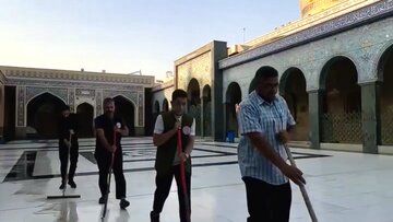 ببینید| حرم حضرت زینب (س) غریبانه شست‌وشو شد