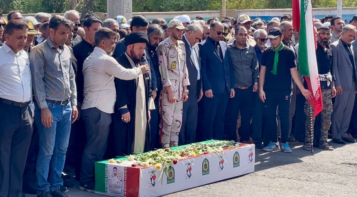 تشییع باشکوه پیکر شهید سجاد ادیب در اندیمشک