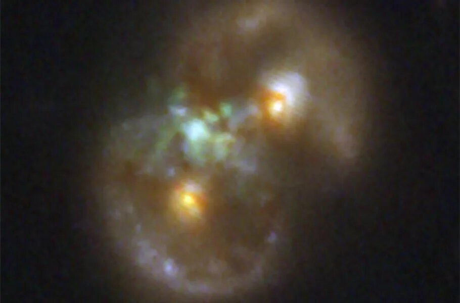 ثبت لحظه تولد یک سیاهچاله کلانجرم برای اولین بار / عکس