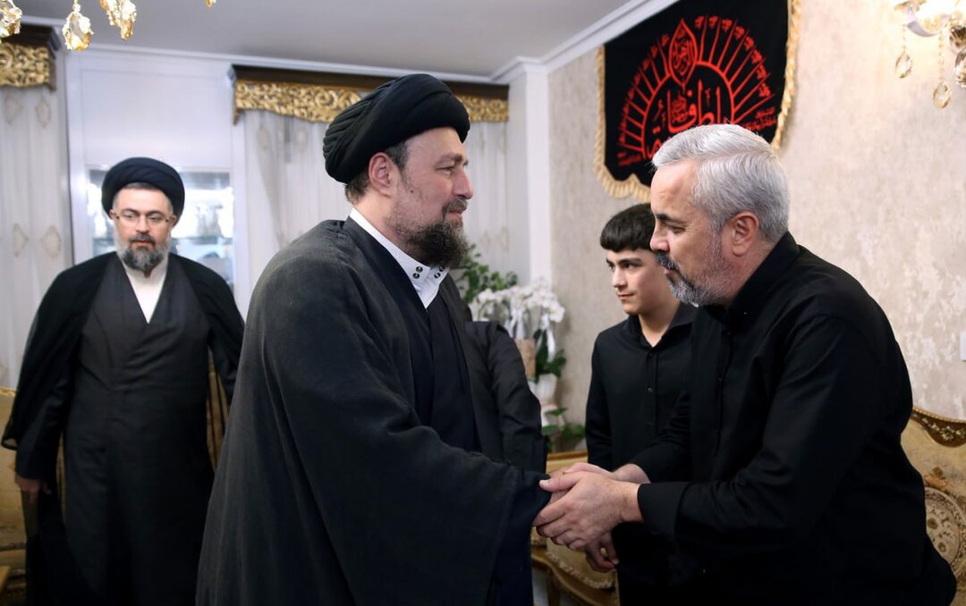 سید حسن خمینی با خانواده شهید باقری دیدار کرد + تصویر 4