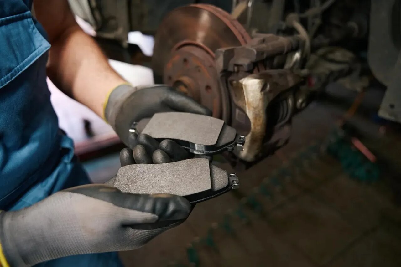 صدای لنت ترمز؛ تشخیص علل و راههای رفع تخصصی