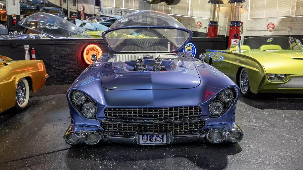 سفینهای از دهه ۵۰ میلادی / خودروی حبابی دوباره در مدار فروش قرار گرفت