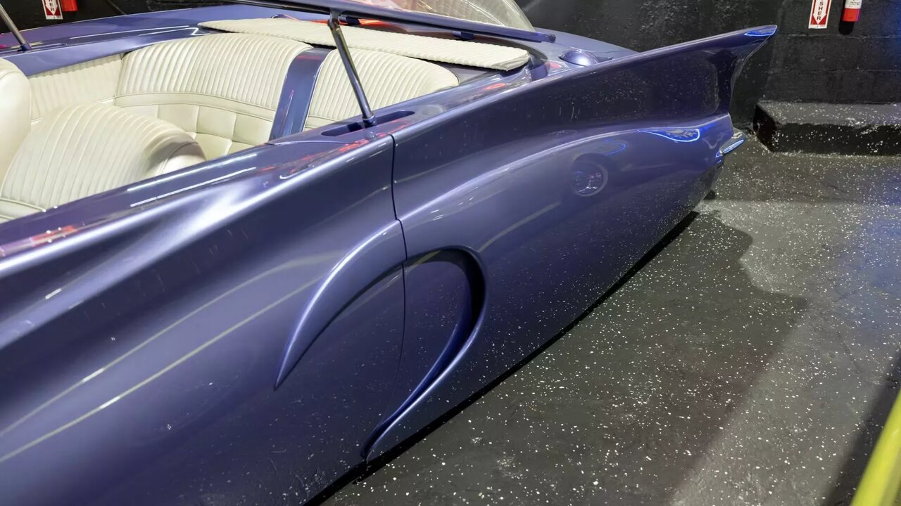 سفینهای از دهه ۵۰ میلادی / خودروی حبابی دوباره در مدار فروش قرار گرفت