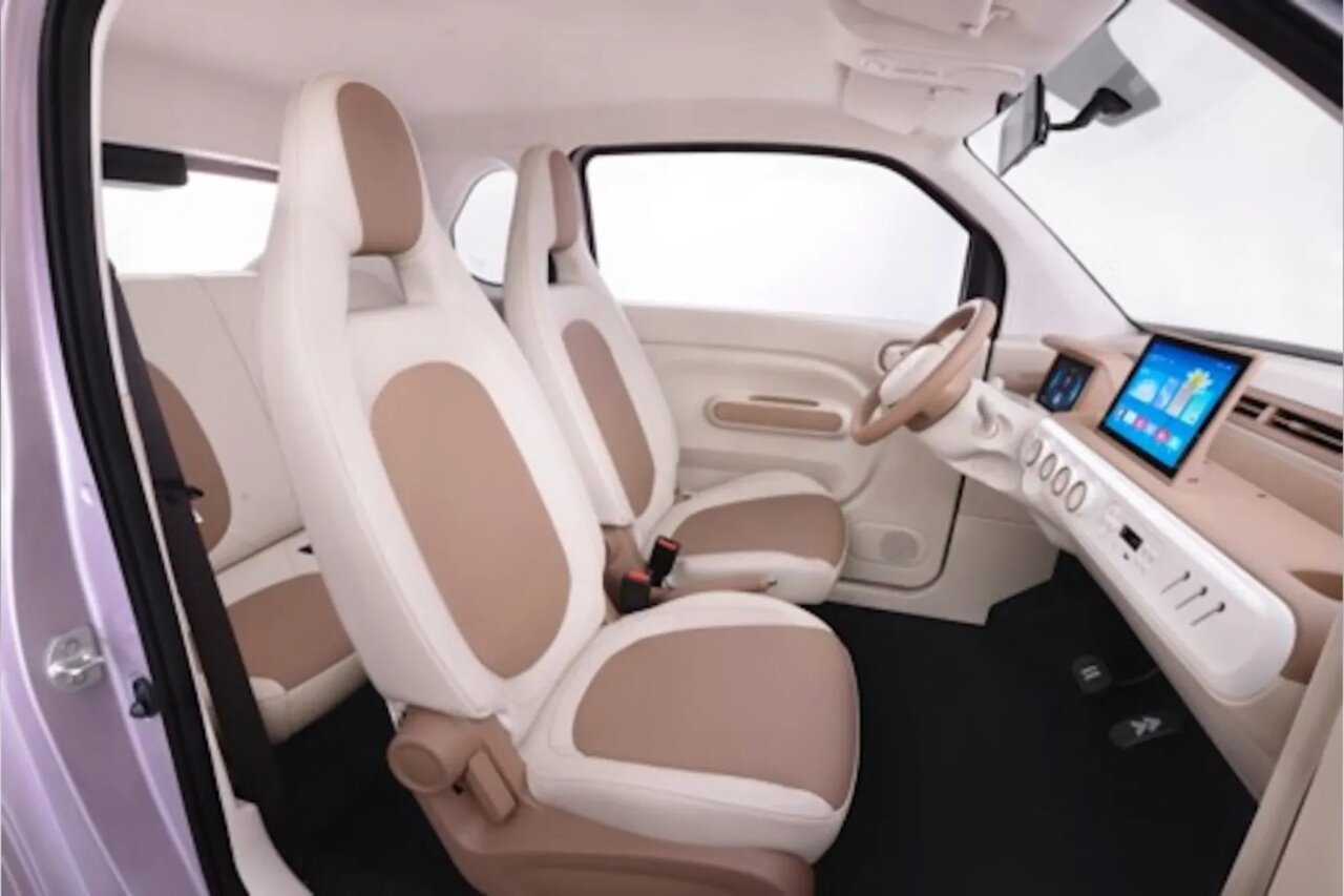 خودرو برقی Besturn Pony