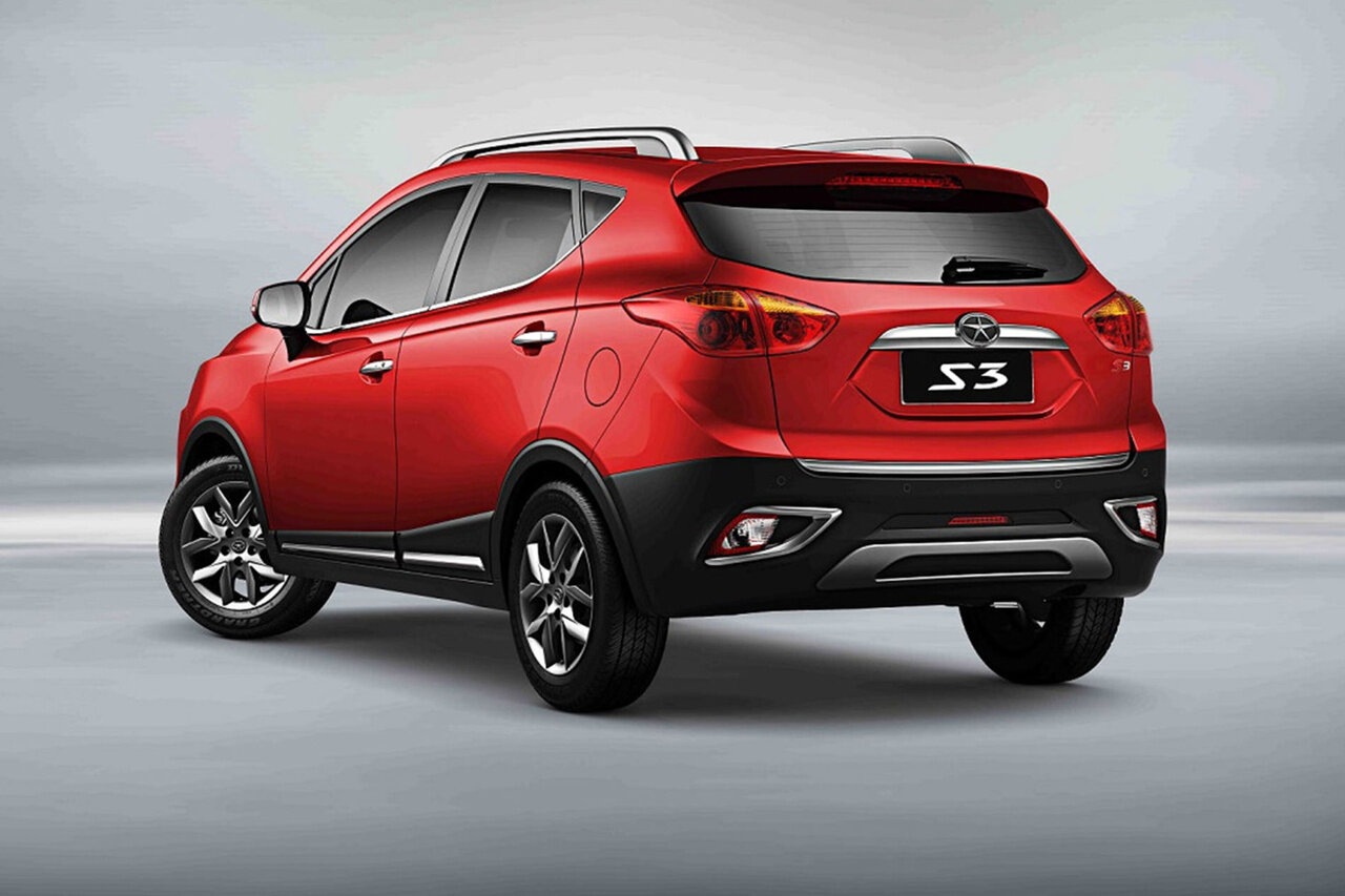 مقایسه ارزانترین شاسیبلند بازار ایران و آمریکا /عکس